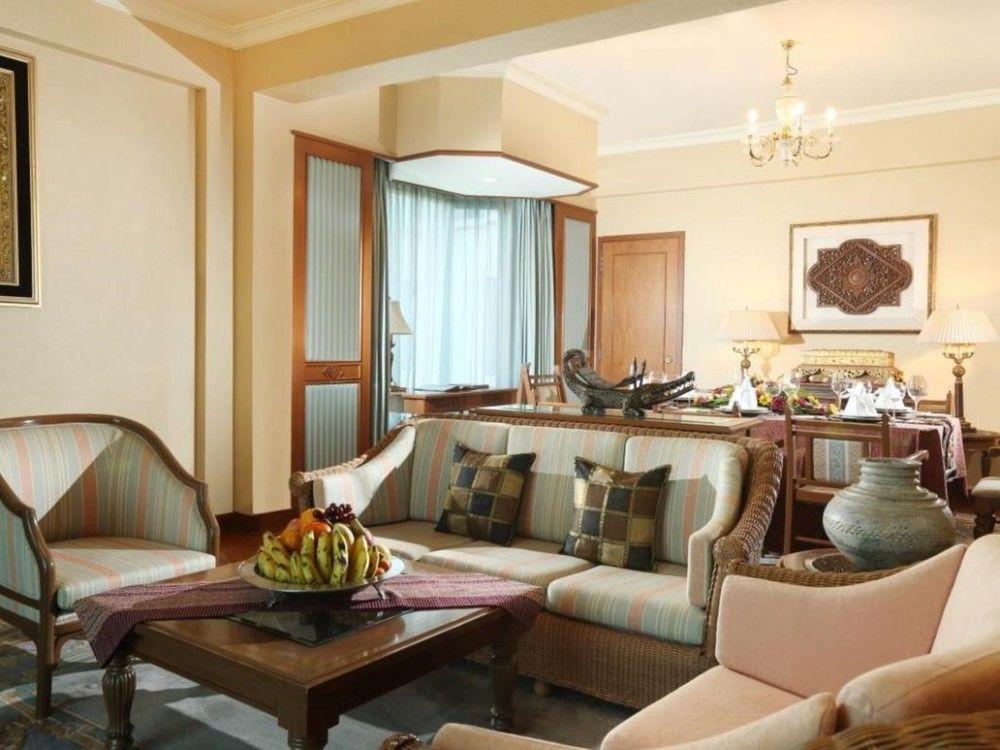 Hotel Hilton Mandalay Exterior foto