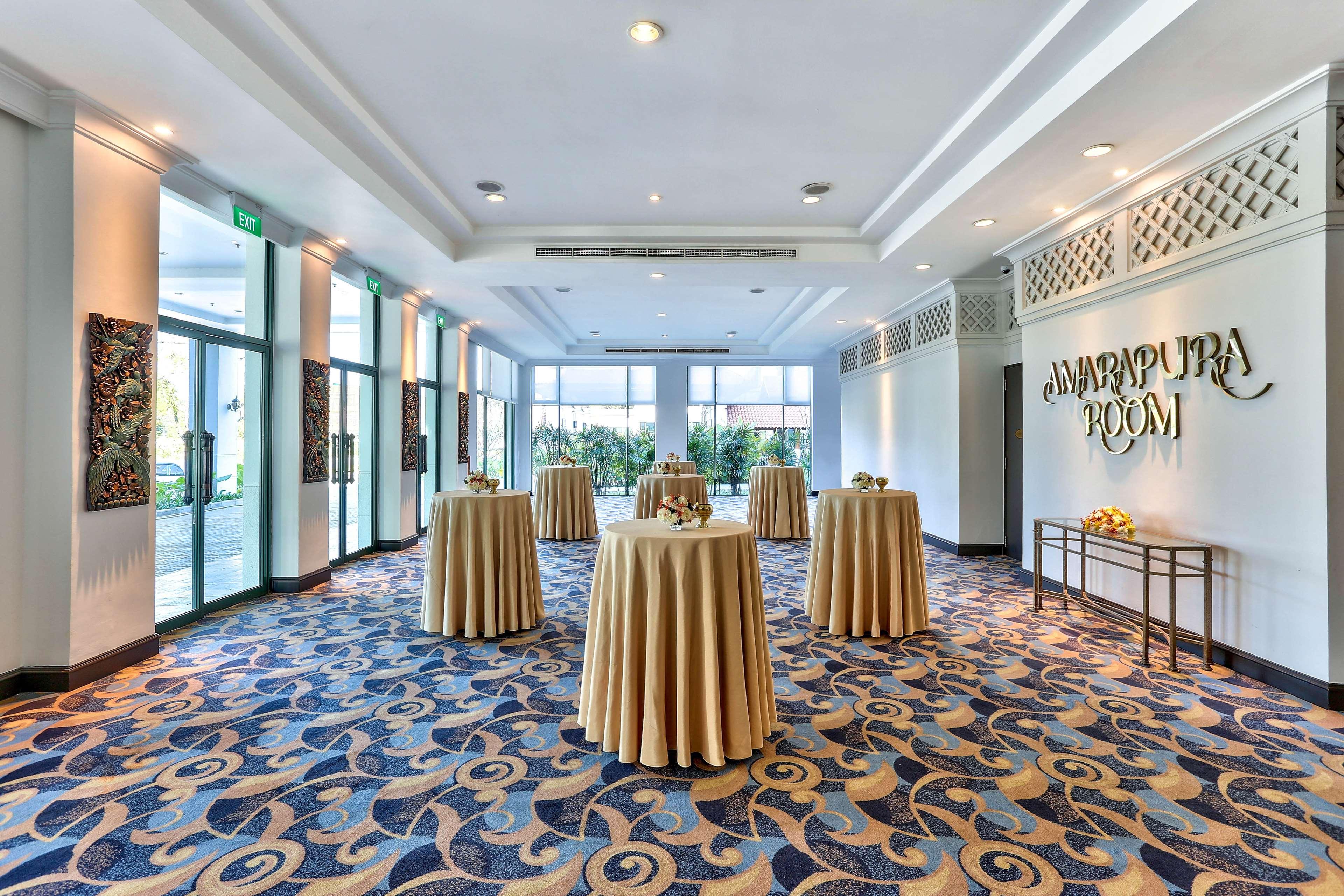 Hotel Hilton Mandalay Exterior foto