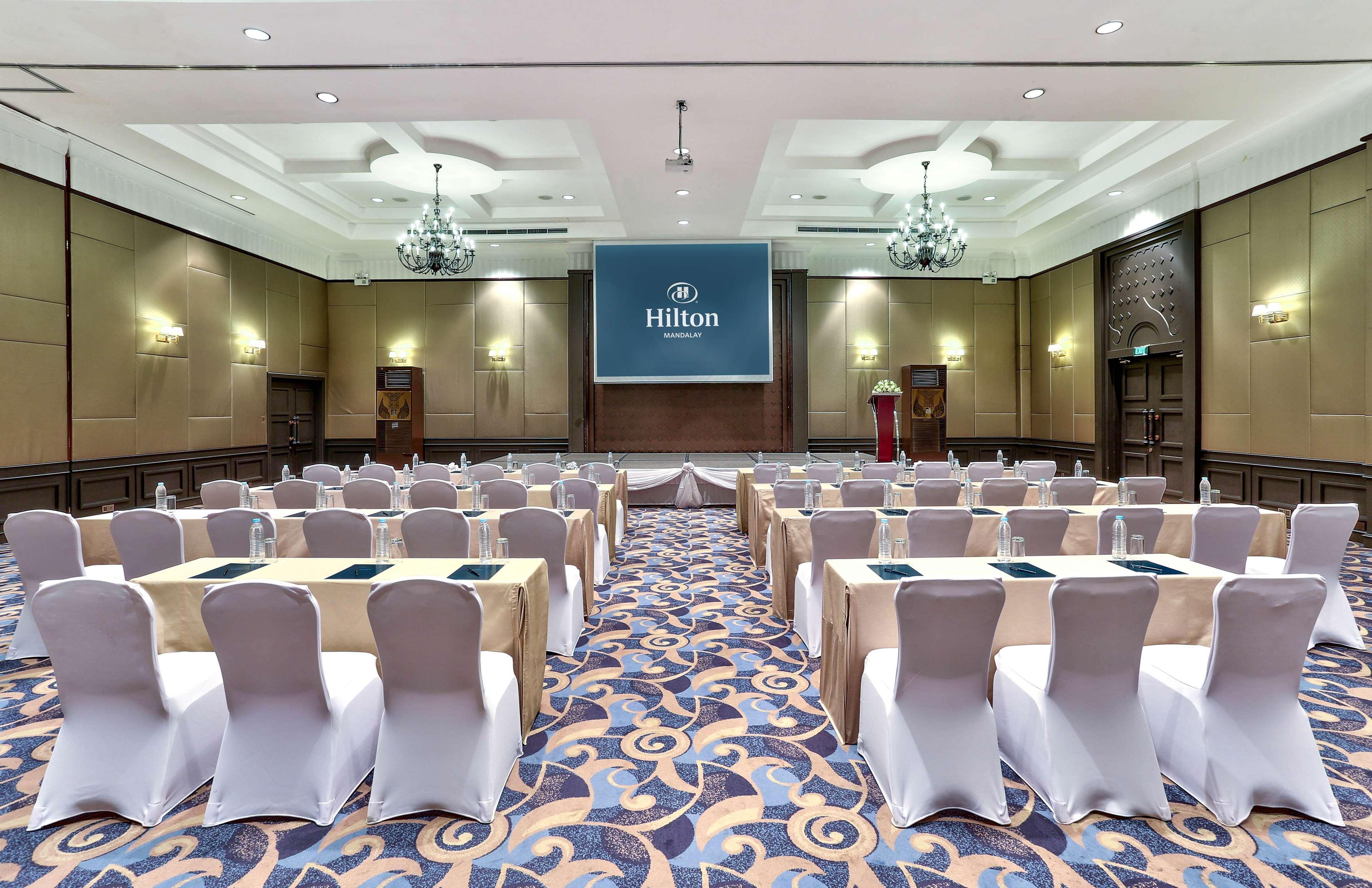 Hotel Hilton Mandalay Exterior foto