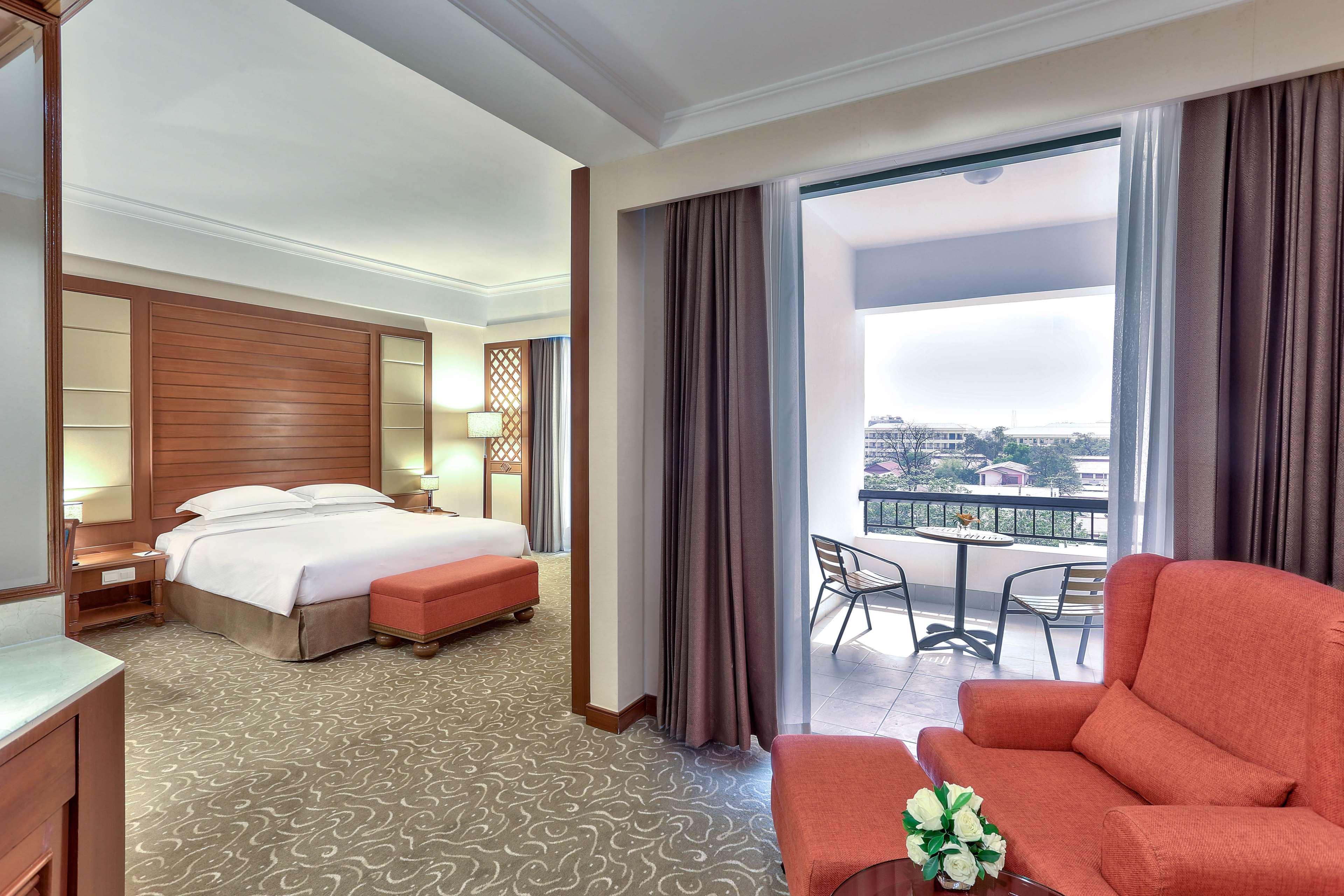 Hotel Hilton Mandalay Exterior foto