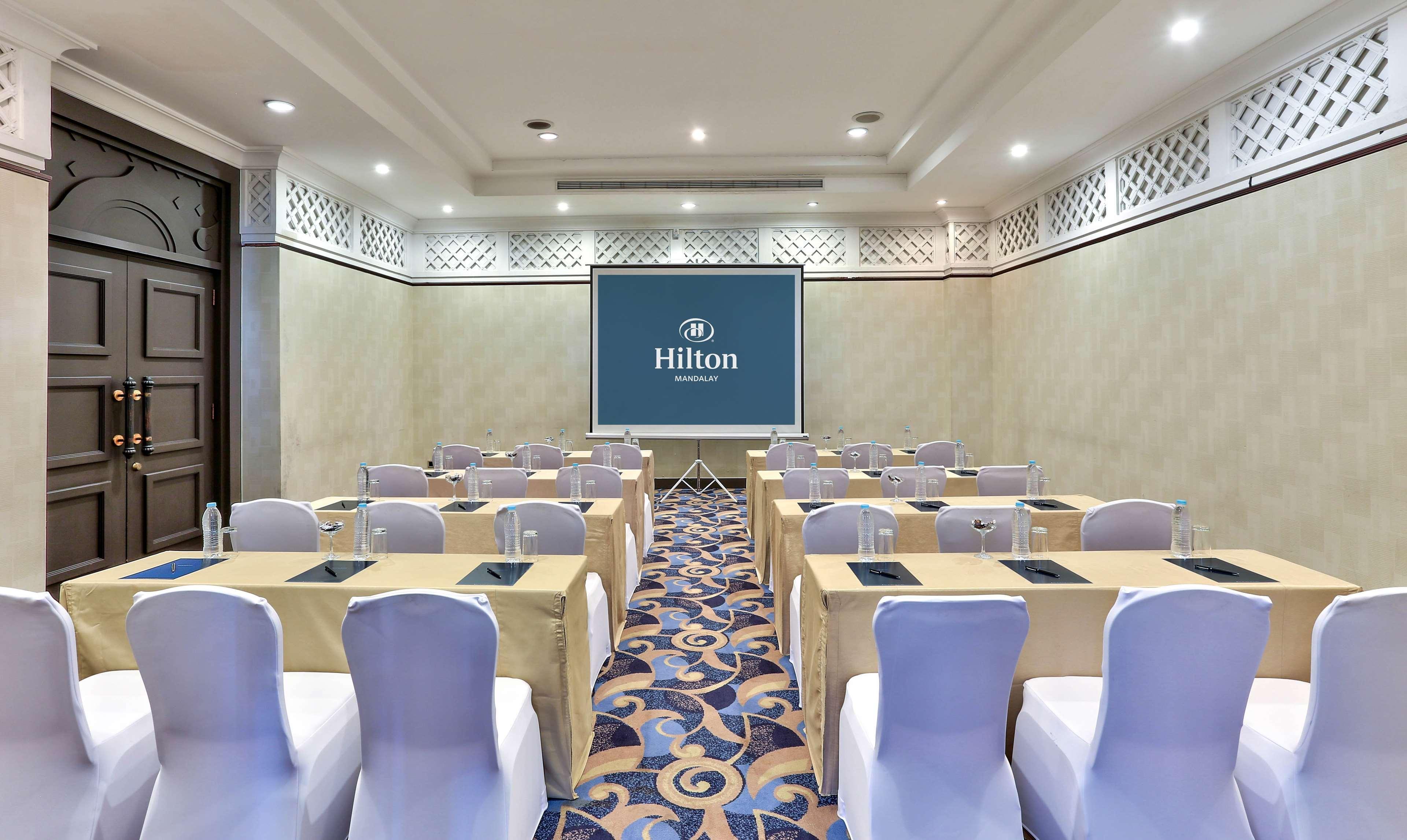 Hotel Hilton Mandalay Exterior foto
